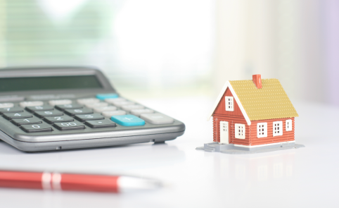 Concerns are growing over the rising cost of homeowners insurance – HousingWire